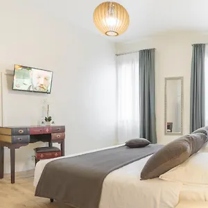https://grand-canal-suites.hotelslidodijesolo.com